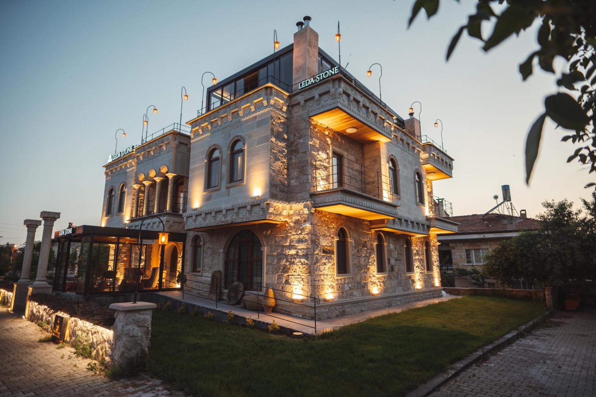 Leda Stone House Hotel เนฟซิเฮียร์ ภายนอก รูปภาพ