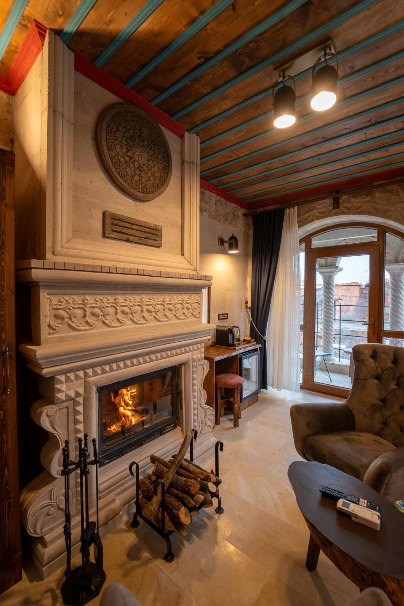 Leda Stone House Hotel เนฟซิเฮียร์ ภายนอก รูปภาพ