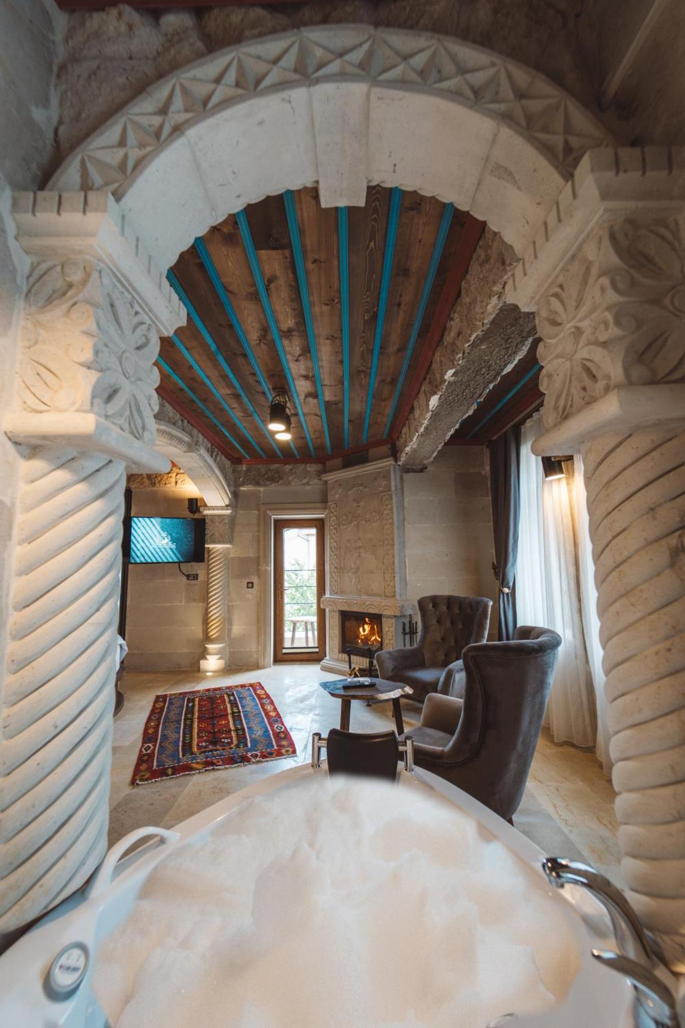 Leda Stone House Hotel เนฟซิเฮียร์ ภายนอก รูปภาพ